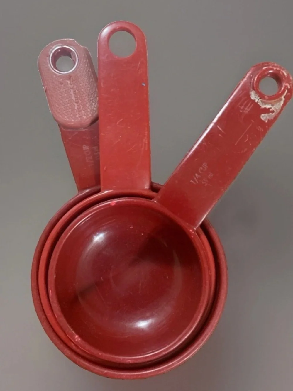 KitchenAid assorted utensil set  & replacement measuring cups & spoons